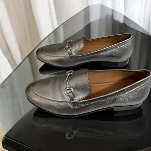 Johnston & Murphy Womens Silver Leather Loafers Size 7B Slip On